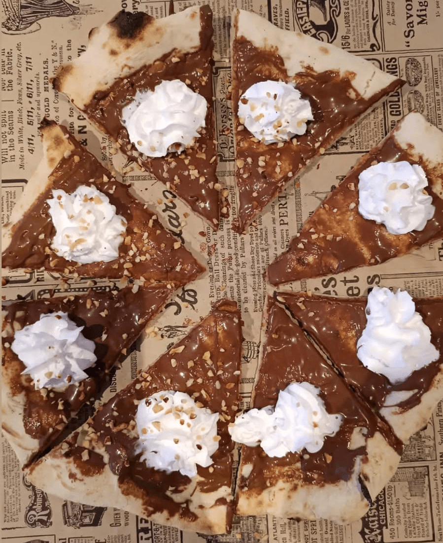 Pizza dessert Nutella